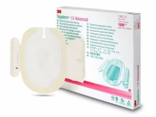 A transparent dressing secures an IV line; it's packaged in a box with multilingual labeling including "Tegaderm™ IV Advanced" and product number "1689".