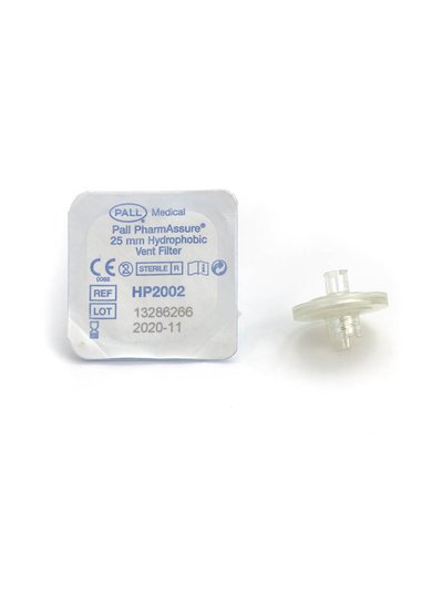 A 25 mm hydrophobic vent filter sits on a white surface next to its sterile packaging, which includes the product code HP2002 and lot number 13286266.